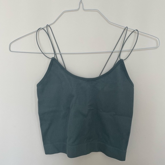 (2/$22) New bungee seamless cami - Picture 1 of 4